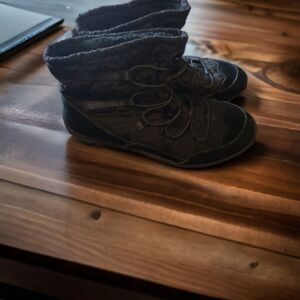 Skechers Reggae Fest Steady Bootie Bungee Quilted Black Nylon Women's Size 9 EUC